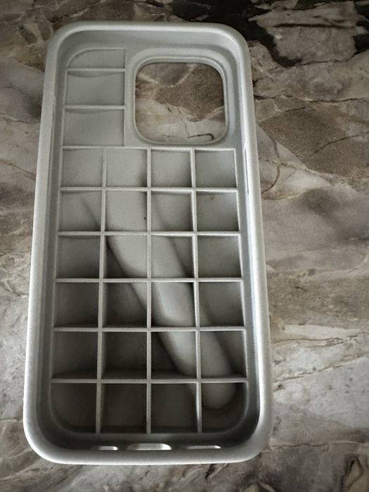 Продаю чехол айфон 14 про