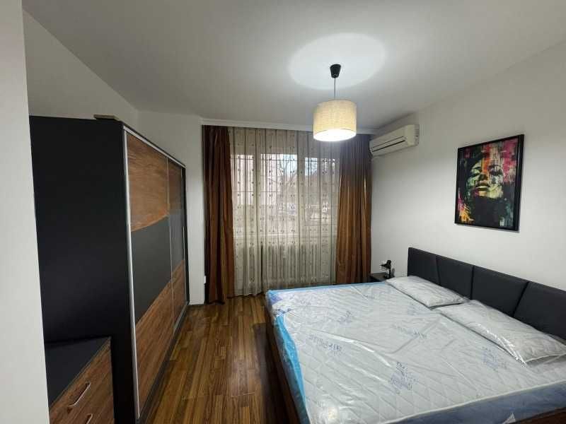 Дава се под наем Тристаен апартамент в София, Медицинска академия - 94 кв.м за 1047.03 € - Снимка #1