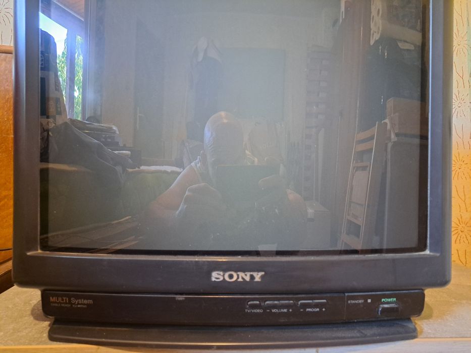Телевизор Sony trinitron