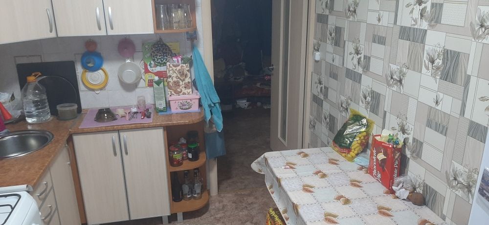 Продаю квартиру улучшенной планировки.