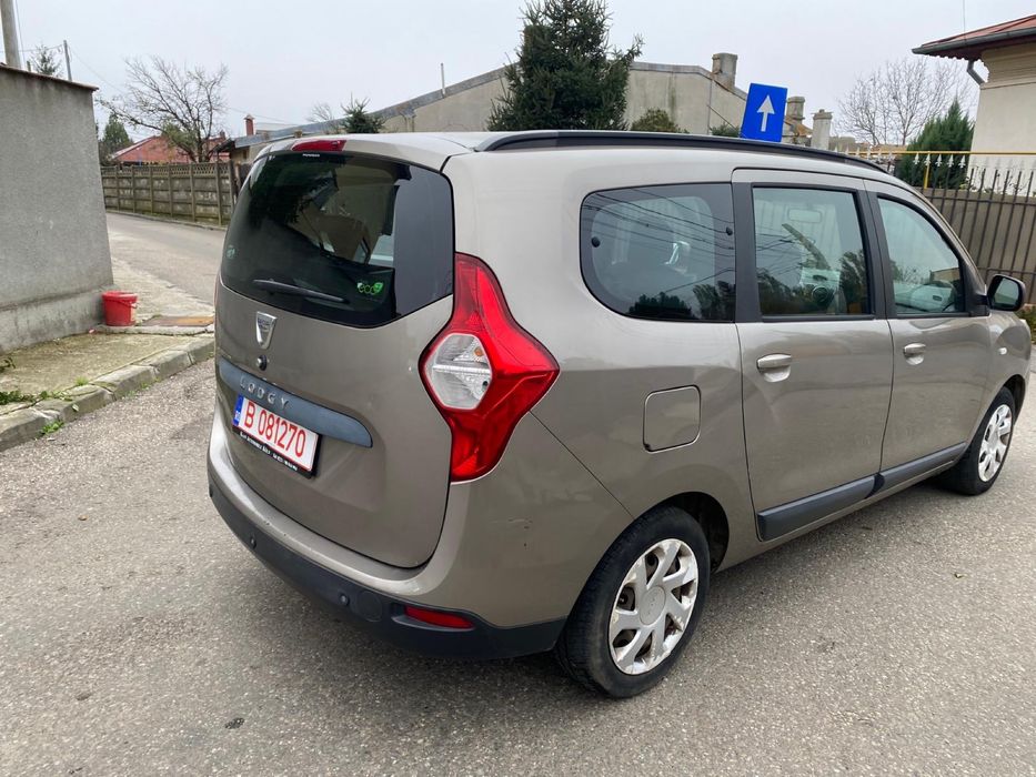 Dacia Lodgy 7 locuri