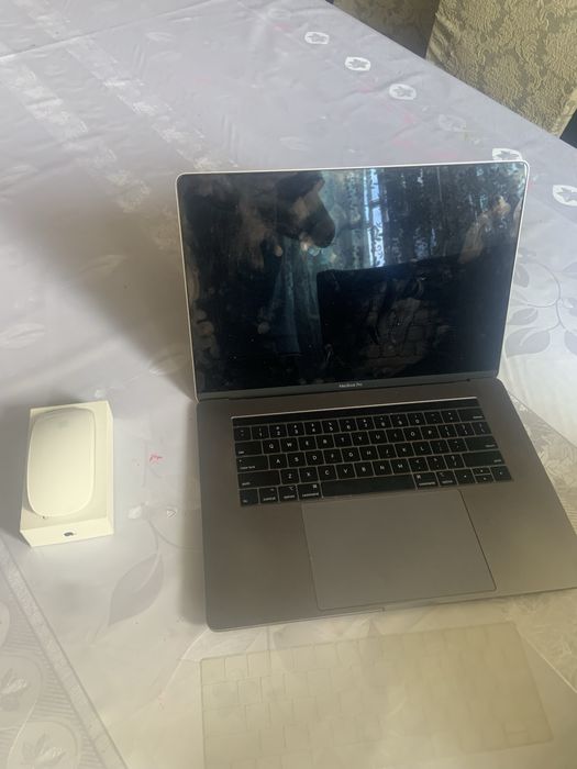 MacBook Pro 15 2019