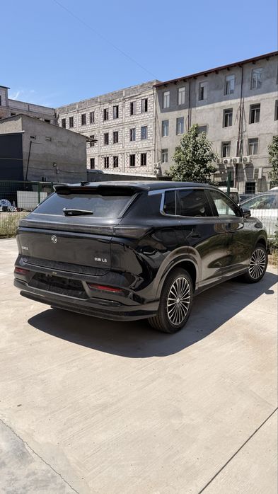 Dongfeng aelus L8 hybrid 210 km