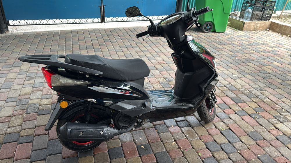 Мопед m8 скутер m8