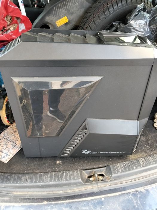 Vând Carcasa gaming