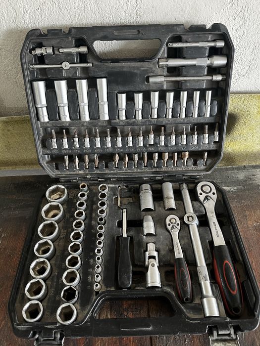 Продам набор инструментов