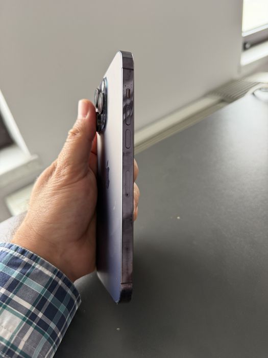 Iphone 14 Pro Max purple