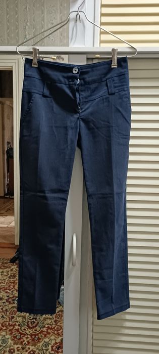 Джинсы и штаны классические