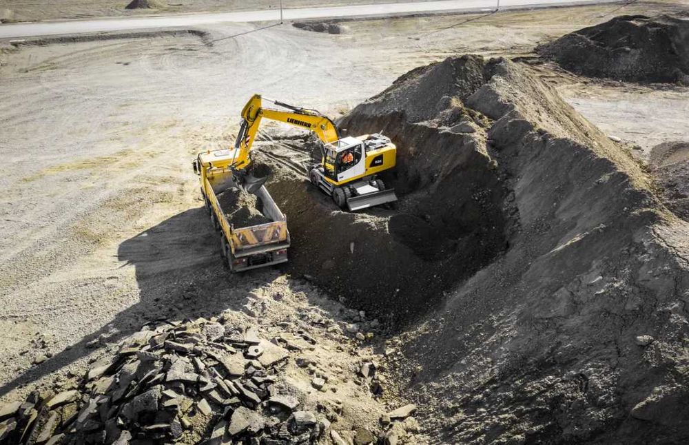 Колесный экскаватор Liebherr A 920