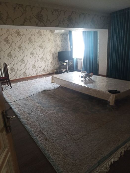 Продаю 4х комнатную квартиру на Тузель 1. Метро 2 бекат