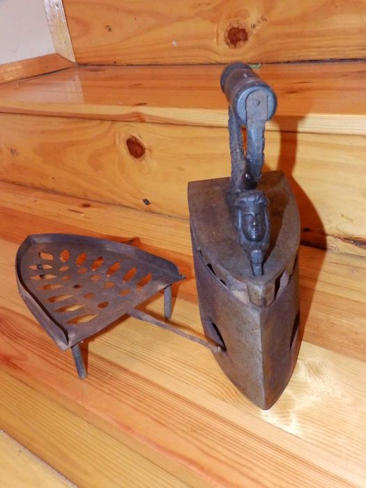 Стари предмети на различни цени