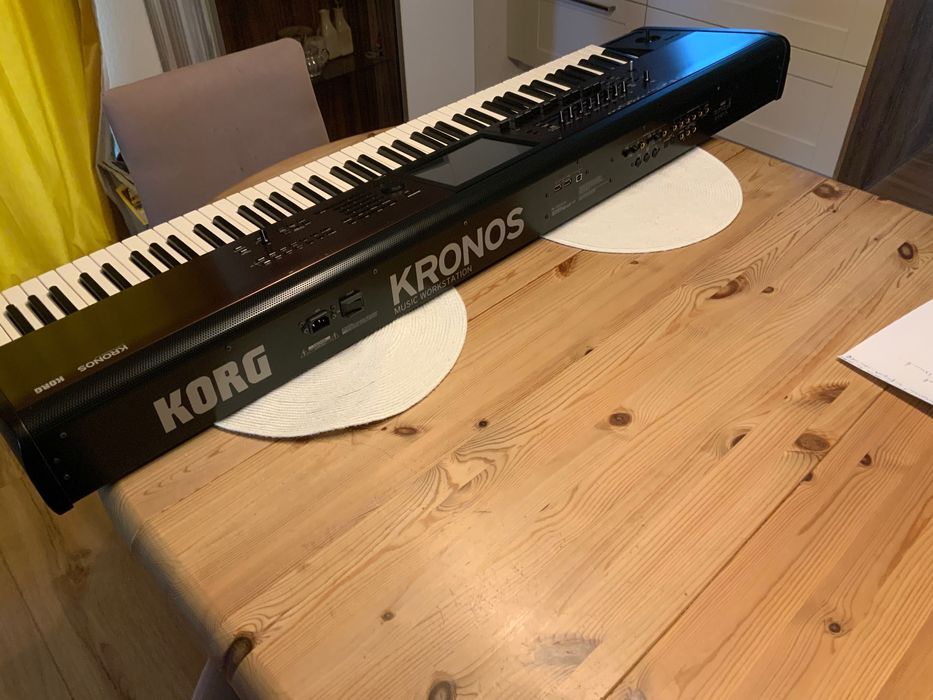 KORG KRONOS 2 LS 88 ca noua!!