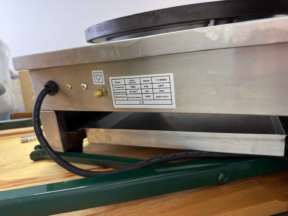 Plita profesionala pentru clatite, alimentare electrica