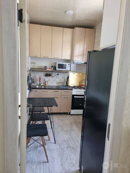 2/2/4 Массив Феруза,ТТЗ аренда 450 $