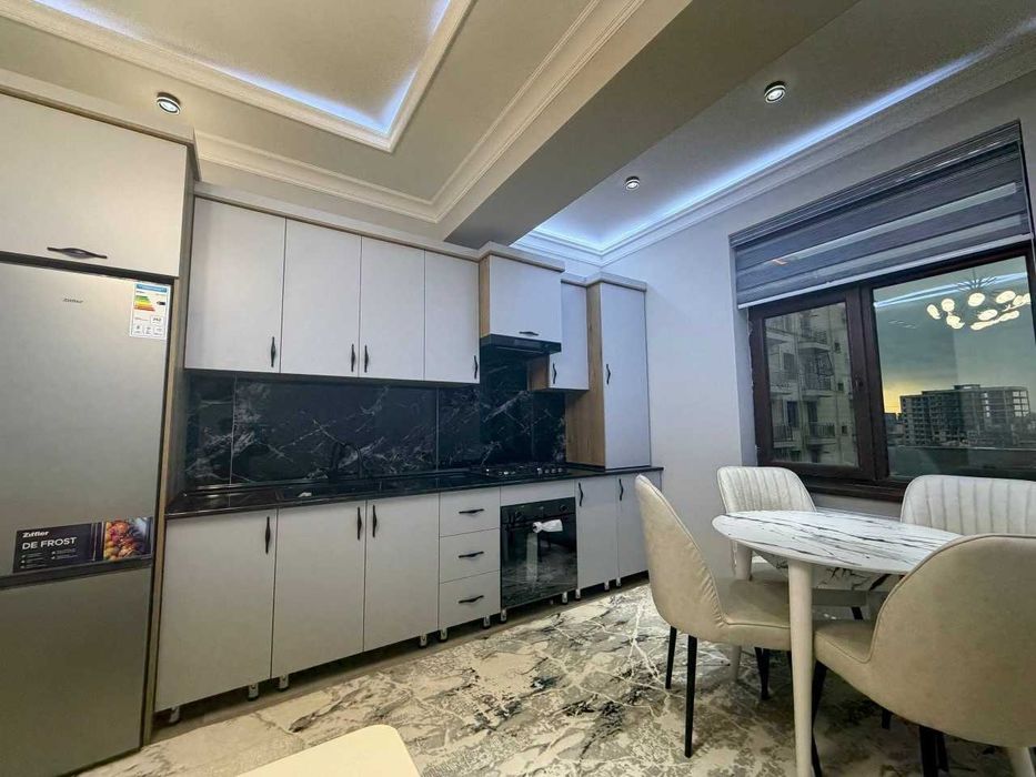 4х комнатная квартира со всеми удобствами, Вокзал Бриллиант Сити