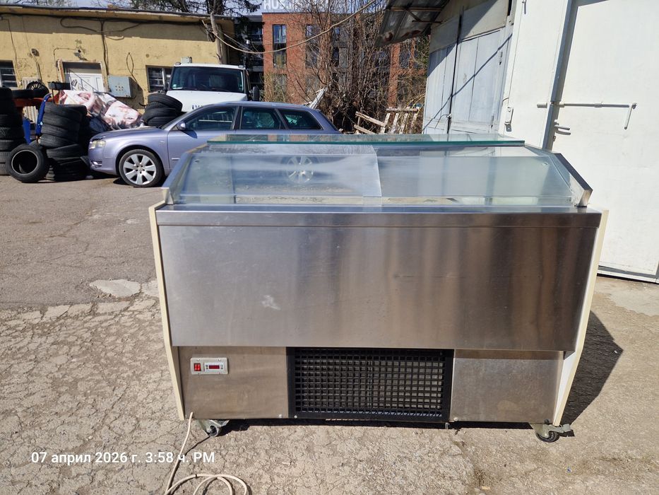 Витрина за сладолед