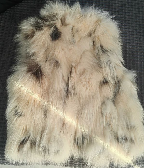 Дамски елек от заек