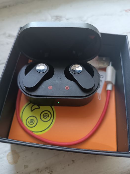 Наушник в хорошем состояни