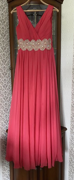 Вечернее платье