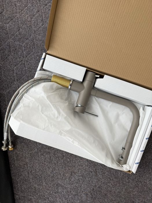 Продам смеситель для кухни Blanco