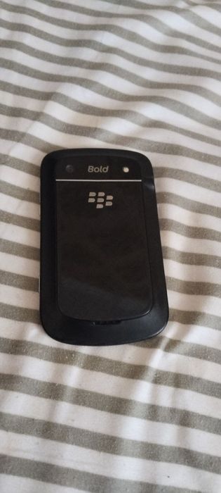 Блекбери болд перфектум модел 9930