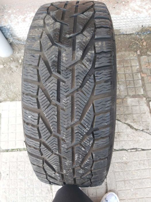 BMW F10/F11,F06/f12  R18/245/45