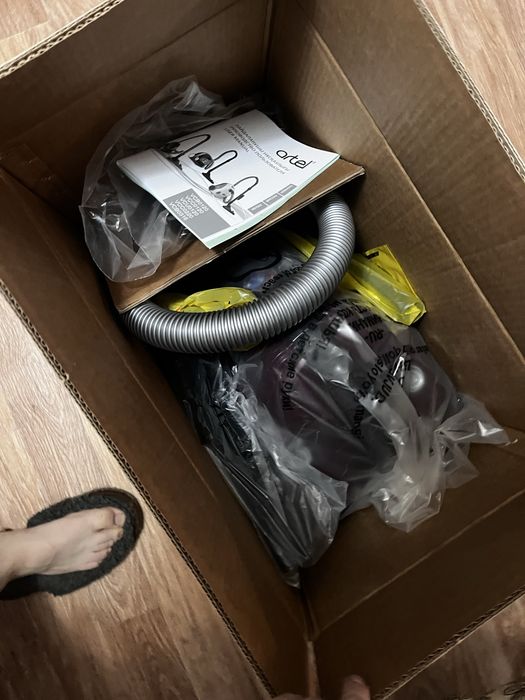 Пылесос , новый.