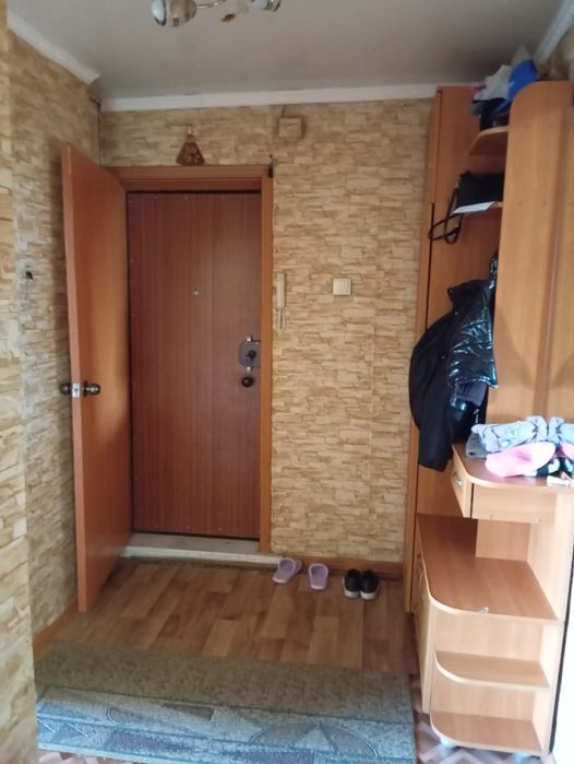 Продам 3хком квартиру район Достык Мола.