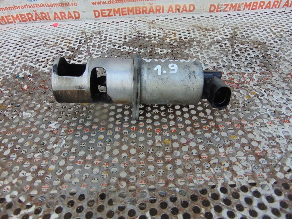 Supapa EGR Renault Trafic 1.9 Opel Vivaro Nissan Primastar cod 722818570