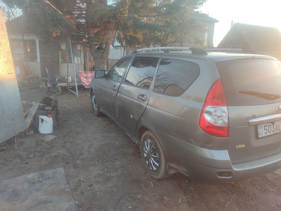 Продам  приору 1