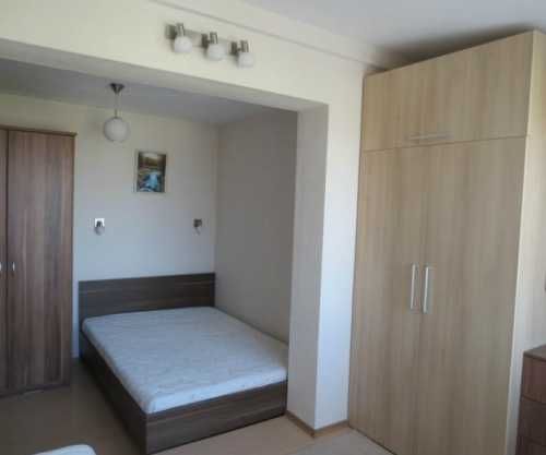 Двустаен имот в Сухата река