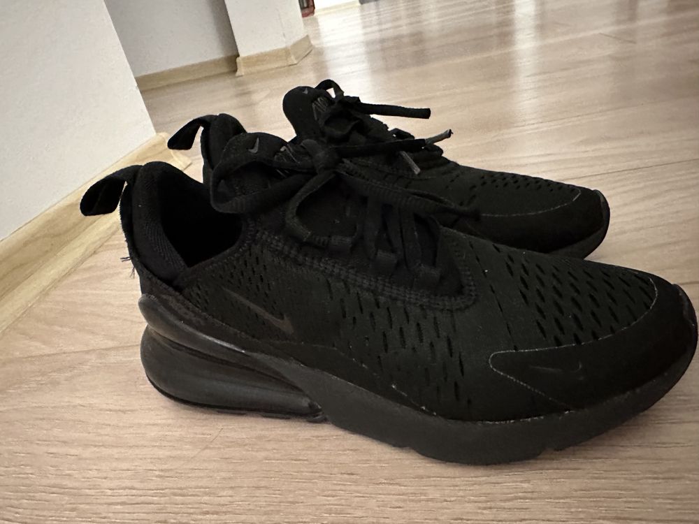 Air max 270 whole shops