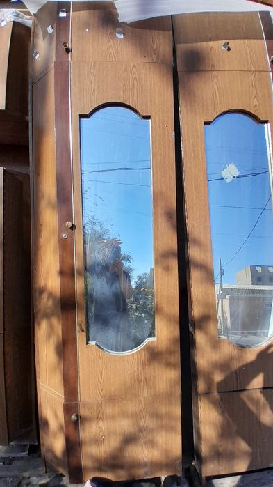 Sotiladi stenka xolati yaxshi.