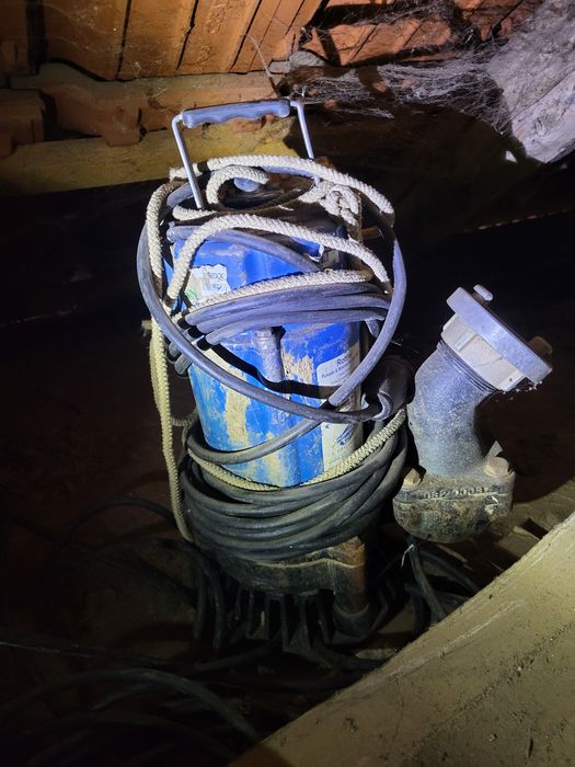 Pompă submersibila tsurumi