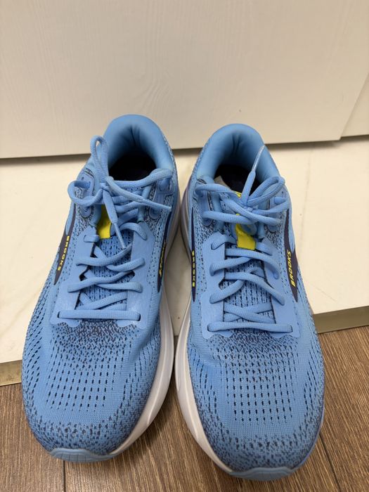 Кроссовки беговые Brooks Ghost Max оригинал