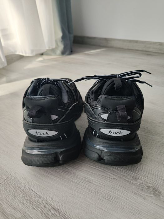 Balenciaga Track 43