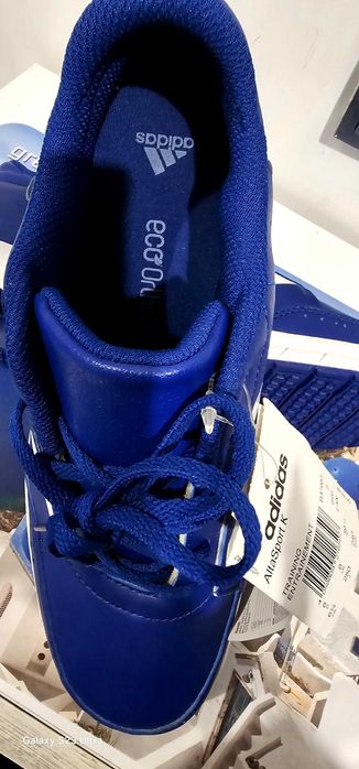 Маратонки adidas