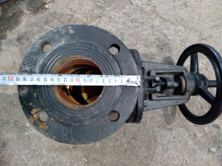 Задвижка 80 РУ 10 Новая