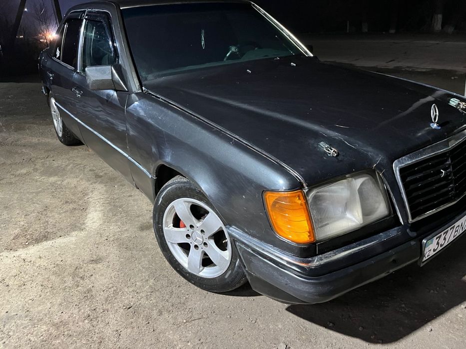 Продам 124 мерседес