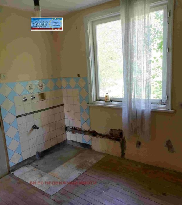 Продава къща  с. Филиповци 120 м²