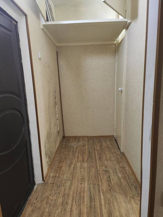 Юнусабад 15 квартал. Продается квартира  1/4/4