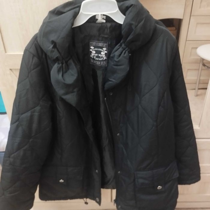 Продам куртки на осень