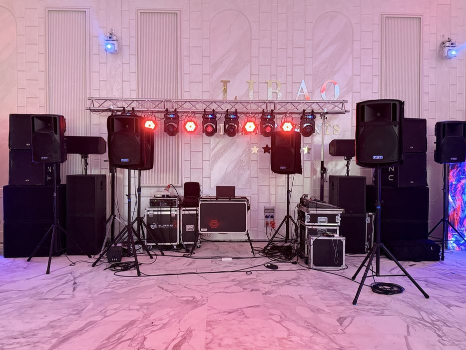 Sistem sonorizare formatii live schela de lumini de inchiriat