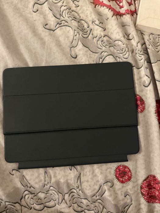 husa cu tastaura ipad pro