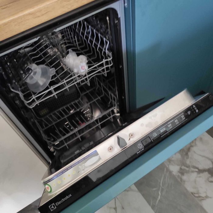 Дава се под наем Едностаен апартамент в Варна, Чайка - 40 кв.м за 450 € - Снимка #2