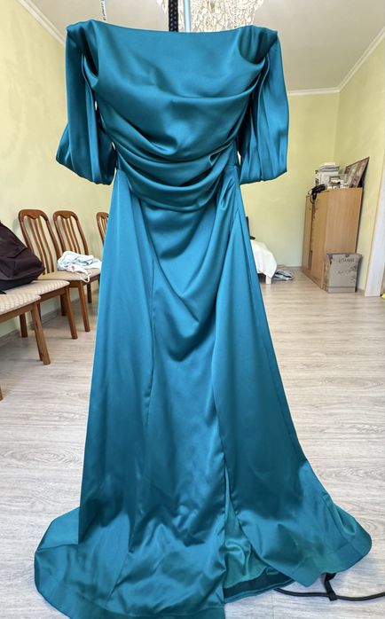 Платье женское вечернее