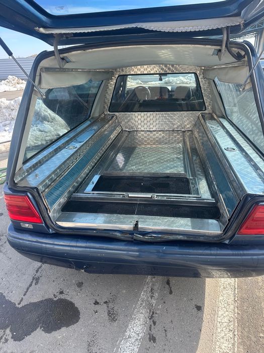 Mercedes w210 dric funerar