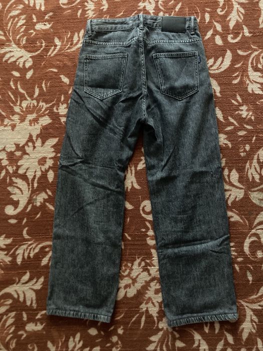 Продам новые джинсы