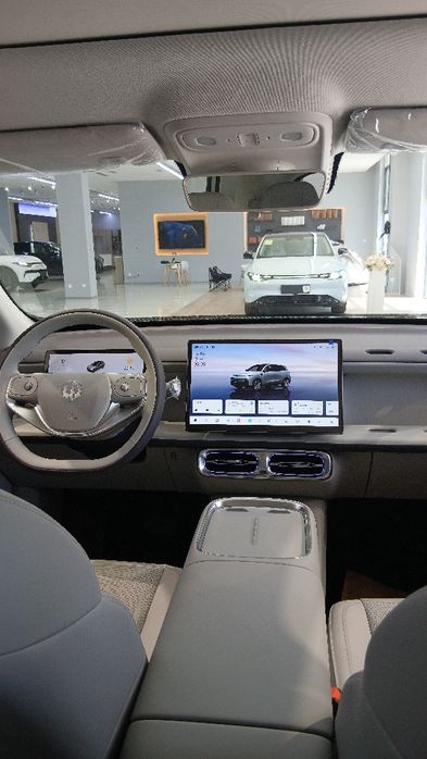 Leapmotor B10 510KM EV Smart 3 yil garantiya NALICHI BOR. SARDORBEK