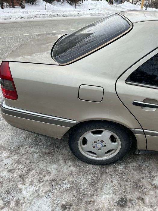 Продам машину , мерседес